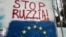 Prozapadni, antiruski grafiti mogu se vidjeti na ulicama Tbilisija, u Gruziji, 11. oktobra 2024. godine, uoči izbora 26. oktobra.