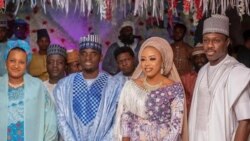 Ali Nuhu (farko daga dama) tare da iyalinsa da ango Abdul D One da amarya Salma (Hoto: Instagram/Ali Nuhu)