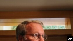 美国在台协会主席薄瑞光