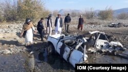 Bom di pinggir jalan Afghanistan, menewaskan 10 warga sipil di Khost, 17 December 2019.