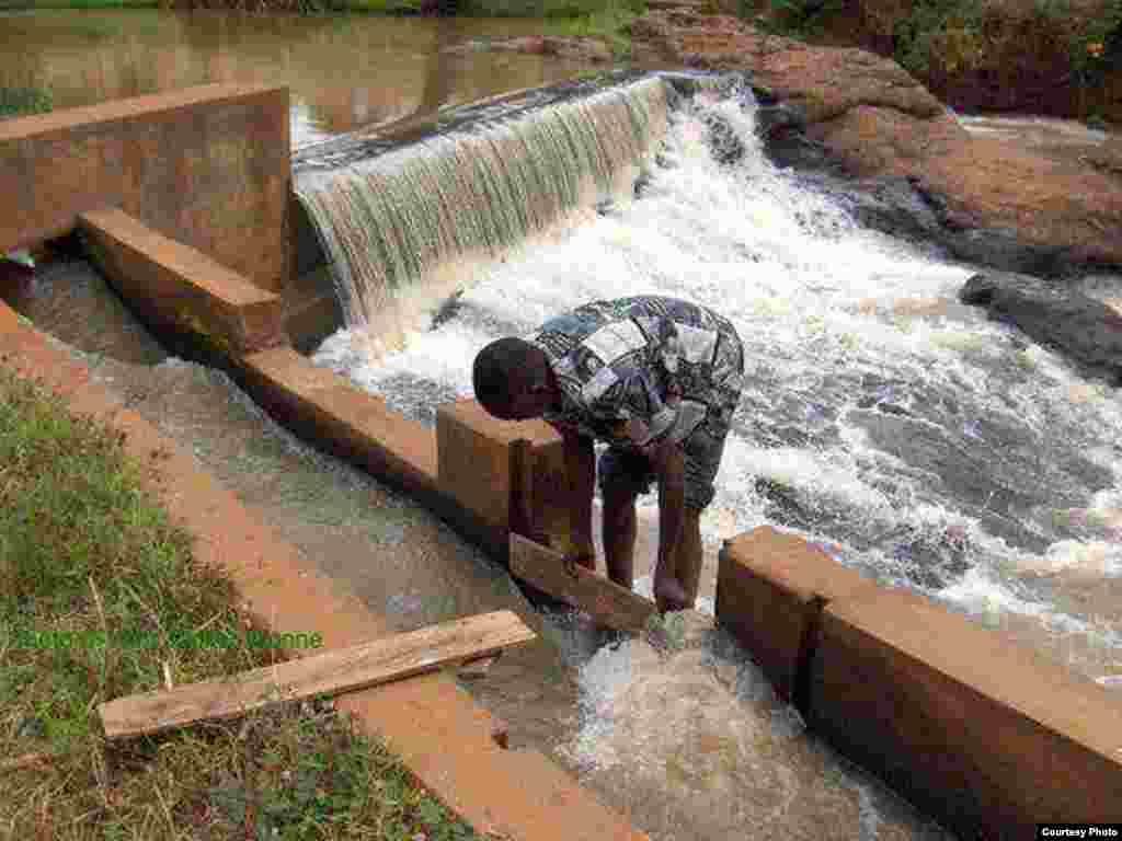 Water from a fast flowing tributary of the Tungu River generates electricity (Photo: Practical Action)