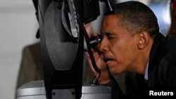 اوباما په ۲۰۰۹ کال کې په یو تیلسکوپ د شمالي کوریا د توغندیو ازموینه ارزوله