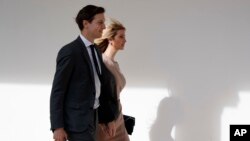 Ivanka Trump et son mari, Jared Kushner, conseiller du président, à la Maison Blanche, le 10 février 2017.