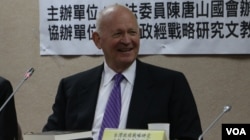 白邦瑞 （美国之音李逸华拍摄）