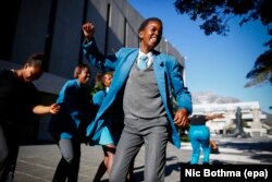 South African schoolchildren from Chris Hani High dance during Africa Day celebrations at the Artscape Theatre in Cape Town, South Africa, May 25, 2016.