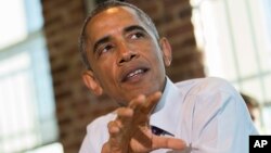 Prezident Obama hujjatning kirish qismida o'z tashqi siyosatini himoya qilar ekan, murakkab muammolarni ozonlikcha hal qilib bo'lmasligi tabiiy, deya yozadi. 