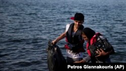 کسانیکه نتوانند شرایط را تکمیل کنند از فنلند اخراج می شوند.