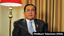 រូបឯកសារ៖ នាយករដ្ឋមន្រ្តីថៃលោក Prayut Chan-o-cha និយាយជាមួយ VOA ភាសាថៃ នៅក្រុងញូវយ៉ក កាលពីថ្ងៃទី២៥ ខែកញ្ញា ឆ្នាំ២០១៩។ 