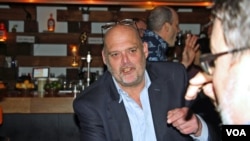 Nate Thayer, an American veteran reporter, attending the Cambodia Daily Alumni's gathering in Washington DC, on September 8, 2017. (Ten Soksreinith/VOA Khmer)