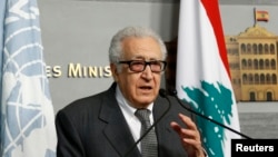 联合国叙利亚特使卜拉希米11月1日在黎巴嫩举行的记者会上。