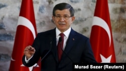Ahmet Davutoglu, Istanbul, Turquie, le 23 janvier 2016.
REUTERS/Murad Sezer - RTX23NN5