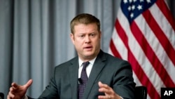라이언 맥카시 미 육군장관.