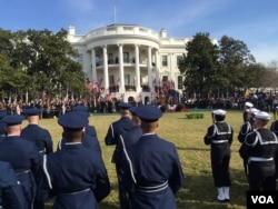 Arrival ceremony in honor of Canada's Prime Minister Justin Trudeau who is in Washington for meetings with President Barack Obama, March 10, 2016. (A. Pande / VOA)