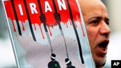 پوستر اعتراض به اعدام‌ در ایران- تصویر تزئینی