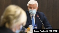 Premijer Crne Gore Duško Marković na sednici vlade 24. april 2020. (Foto: RFE/RL/Savo Prelević)
