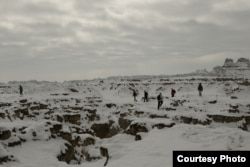 Youth Camp Participants Explore the Door Trail in the Snow (NPS / Dudley Edmondson)