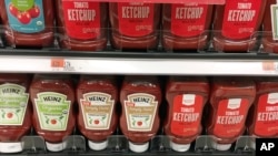 Ketchup is America’s most popular condiment. But, as VOA Learning English reported last year, the story of ketchup began more than 500 years ago in Southeast Asia. (AP Photo/Elise Amendola)