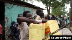 Rudwan Dawod, a Darfurian from Sudan, helps with ongoing construction at the Manute Bol Primary School in Turalei, South Sudan. (Photo courtesy Sudan Sunrise)