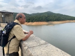 钟剑华曾打算退休后多花时间在中国大陆，但国安法打乱了有关计划。（钟剑华提供）