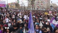 Jin li Amedê bi Coş û Şahiyên Girseyî 8'ê Adarê Pîroz Dikin