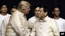 Shugaban Amurka Donald Trump da shugaban Philippines Rodrigo Duterte 