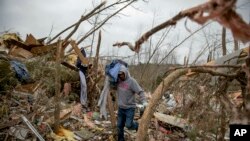 阿拉巴马州遭遇龙卷风