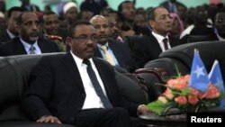 Hailemariam Desalegn attends the inauguration ceremony of Somalia's President Hassan Sheikh Mohamud in Mogadishu, September 16, 2012. 