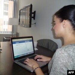 "Facebook" o'z aksiyalarini sotish niyatida