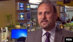 Voice of America Kurdish Service reporter Dakhil Elias is interviewed in the VOA newsroom.