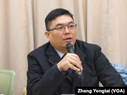 台湾世代教育基金会执行长洪耀南（美国之音张永泰拍摄）