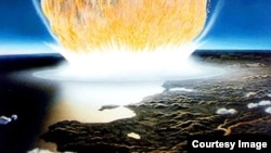 An artist’s interpretation is shown of the asteroid impact that scientists believe caused the extinction of the dinosaurs. (Credit: NASA/Don Davis)