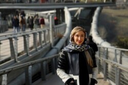 خسرویار برای یک سفر خانوادگی از آمریکا به ایران رفت اما برای بازی در تیم ملی ایران انتخاب شد.