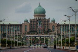 kantor Perdana Menteri Malaysia di Putrajaya, Malaysia, 23 Oktober 2020.