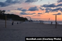 The Chicago skyline, as seen from the Indiana dunes.