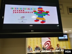 Konferencija "Šta su prepreke interkulturalnosti u savremenom društvu" u organizaciji Centra za istraživanje enticiteta, u Medija centru u Beogradu, 26. septembra 2019. (Foto: Veljko Popović, VoA)