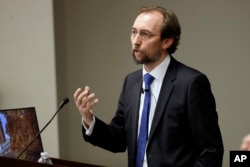 U.N. human rights chief Zeid Ra'ad al Hussein speaks to Vanderbilt University School of Law students, April 5, 2017, in Nashville, Tennessee.
