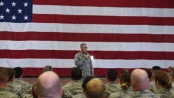 美军空军上将海腾(General John Hyten)2018年9月27日对战略司令部官兵讲话（美国空军照片）