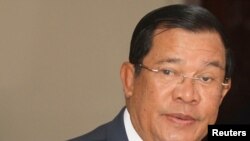 រូបឯកសារ៖ នាយករដ្ឋមន្រ្តីហ៊ុន សែន ប្រធាន​គណបក្ស​ប្រជាជនកម្ពុជា។