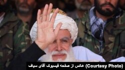 سیاف پیشتر گفته بود که حمله کنندگان انتحاری طالبان "مستقیم به جهنم می روند"