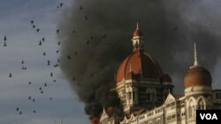 Serangan di Mumbai tahun 2008 yang mengakibatkan 166 orang tewas.