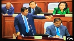 Prime Minister Hun Sen speaks at the National Assembly, on Wednesday, January, 31 2017, Phnom Penh, Cambodia) 