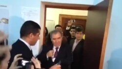 Cəmil Həsənli səs verməyə hazırlaşır