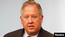 AQSh Davlat kotibi o‘rinbosari Tomas Shennon