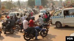 An intersection is seen in Kampala, Uganda, Feb. 12, 2014. (Hilary Heuler/VOA)