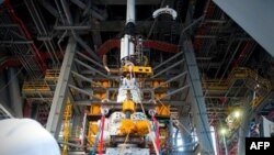 英国石油公司封堵墨西哥湾破裂油井的新设备