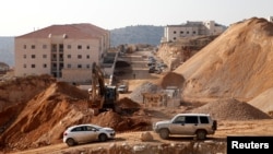 Permukiman Israel 'Beitar Ilit' di daerah pendudukan di Tepi Barat, Palestina (foto: ilustrasi). Resolusi PBB itu menyerukan agar Israel “segera dan sepenuhnya menghentikan kegiatan pembangunan permukiman di daerah Palestina yang diduduki, termasuk di Yerusalem Timur.”