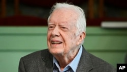 Mantan Presiden AS, Jimmy Carter (95 tahun)