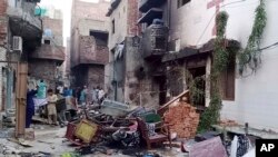 صحنه حمله به محله مسیحیان در شرق پاکستان