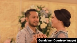 Geraldine dan pasangan terpaksa menunda pernikahan untuk antisipasi penyebaran corona
