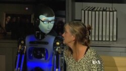 Robot Is the Star in a New Play